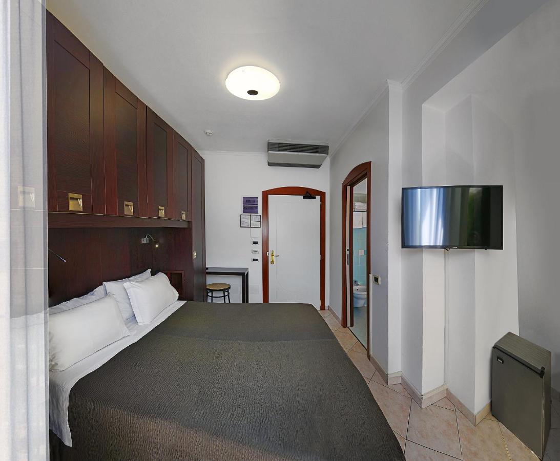Hotel Venus Gabicce Mare Ngoại thất bức ảnh