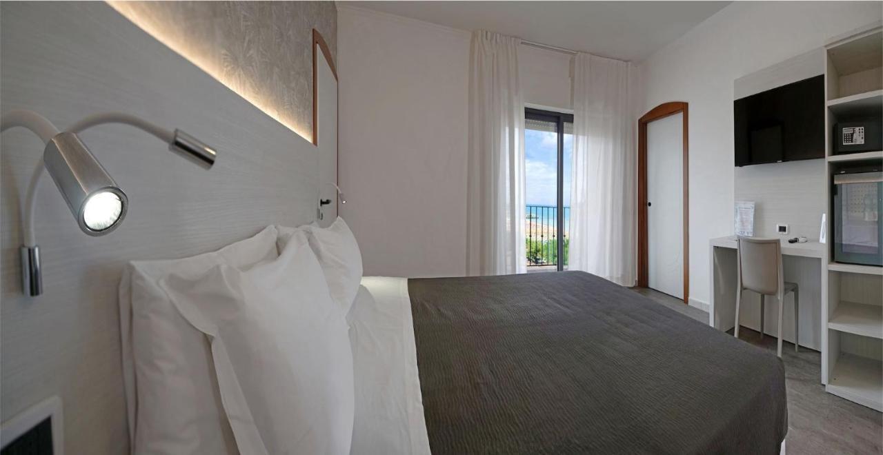 Hotel Venus Gabicce Mare Ngoại thất bức ảnh