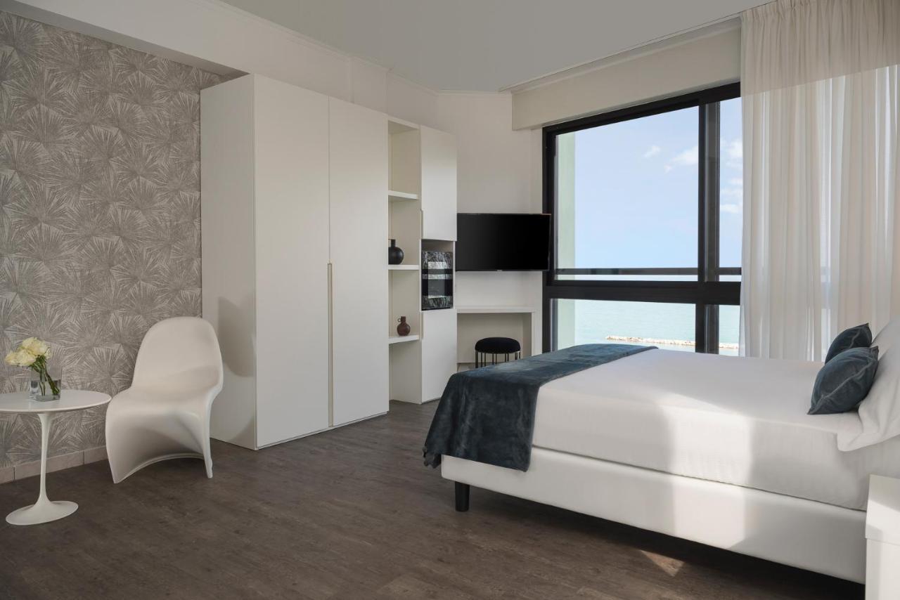 Hotel Venus Gabicce Mare Ngoại thất bức ảnh
