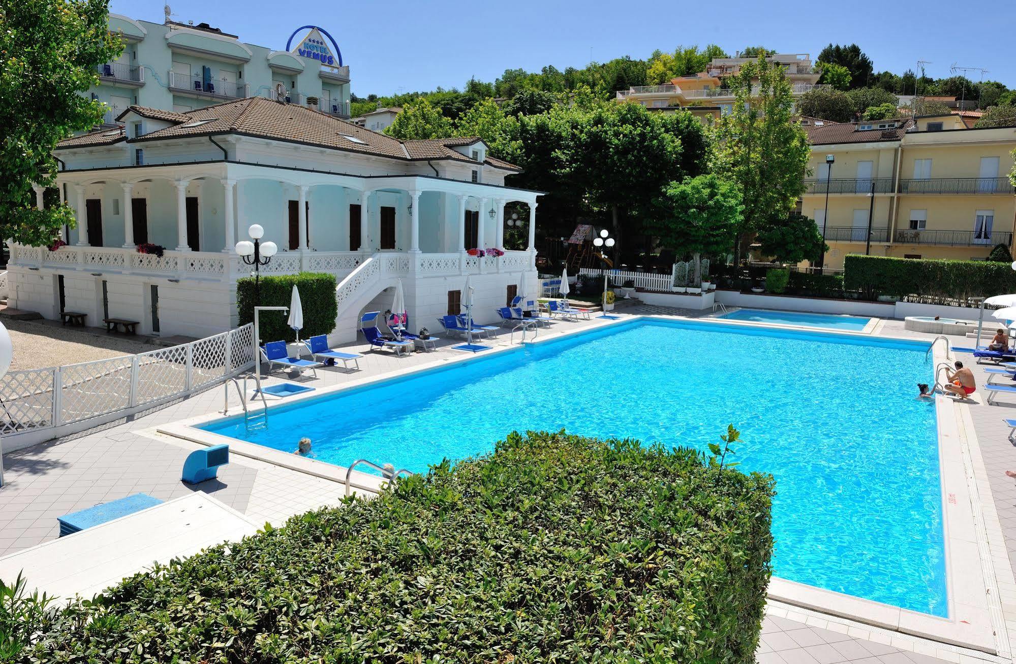 Hotel Venus Gabicce Mare Ngoại thất bức ảnh