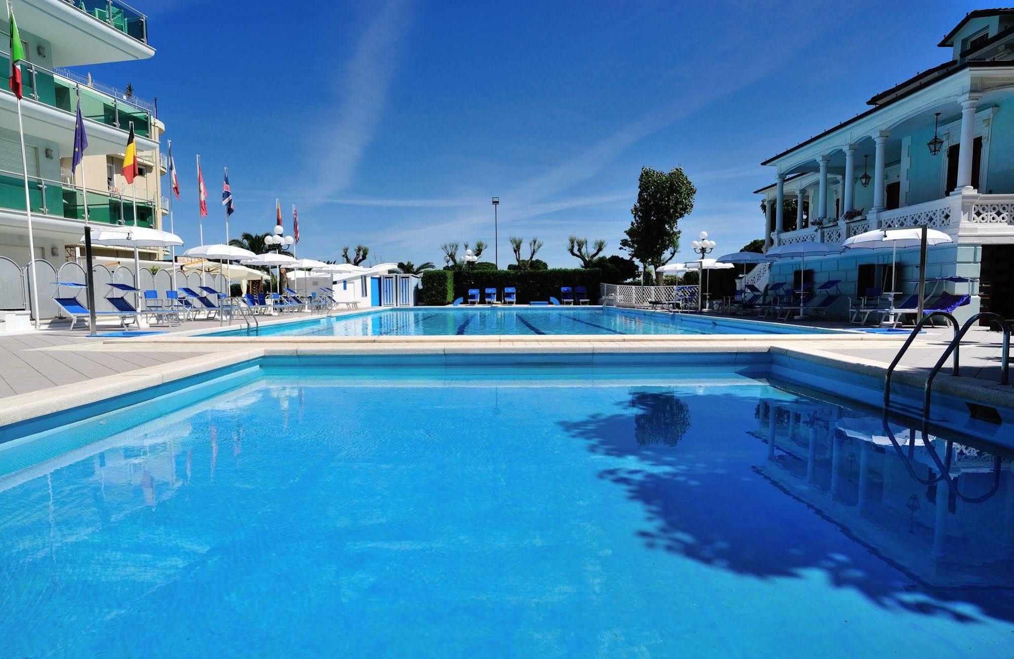 Hotel Venus Gabicce Mare Ngoại thất bức ảnh